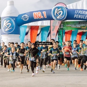 Runner Photo 8100963