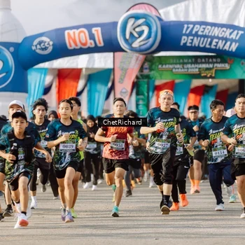 Runner Photo 8100965