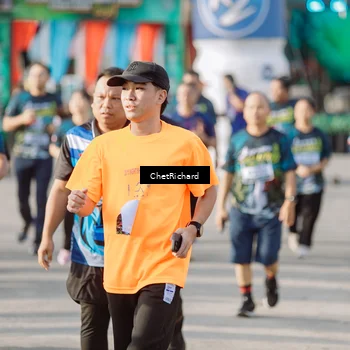 Runner Photo 8100972
