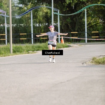 Runner Photo 8100980