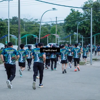 Runner Photo 8100986