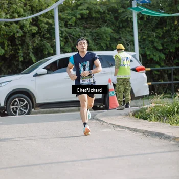 Runner Photo 8100990