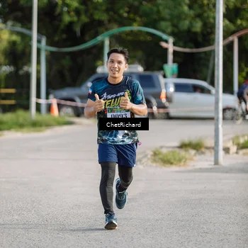 Runner Photo 8100996