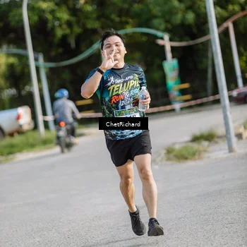 Runner Photo 8101006
