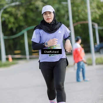 Runner Photo 8101022