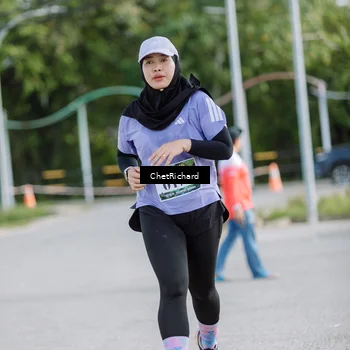 Runner Photo 8101025