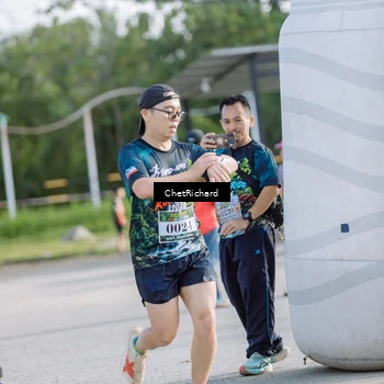 Runner Photo 8101029