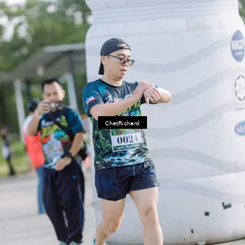 Runner Photo 8101031