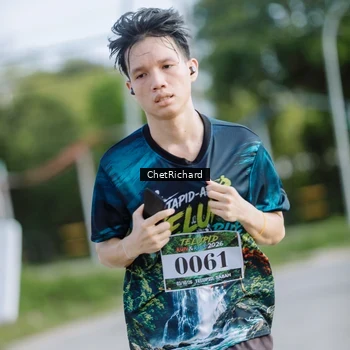Runner Photo 8101040