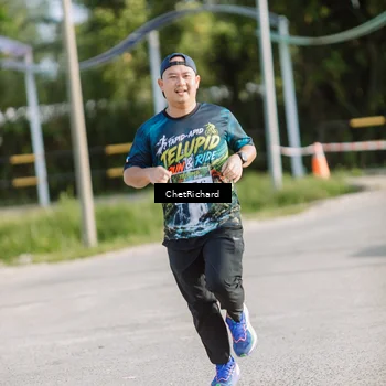 Runner Photo 8101073