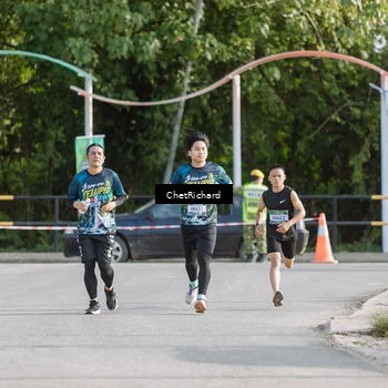 Runner Photo 8101093