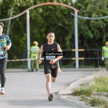 Runner Photo 8101094