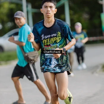 Runner Photo 8101108