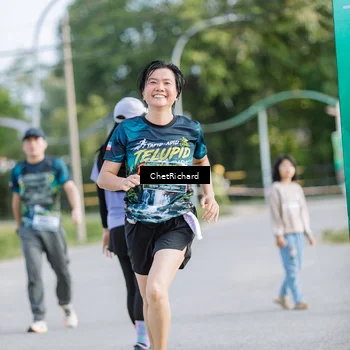Runner Photo 8101113