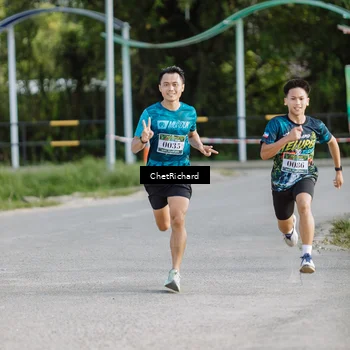 Runner Photo 8101117