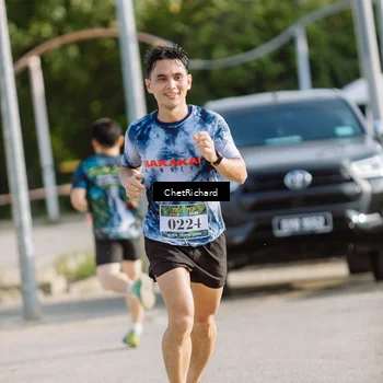 Runner Photo 8101153