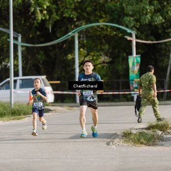 Runner Photo 8101158