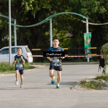 Runner Photo 8101160