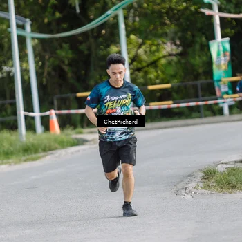 Runner Photo 8101171