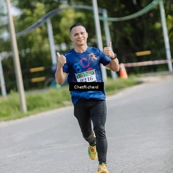 Runner Photo 8101180