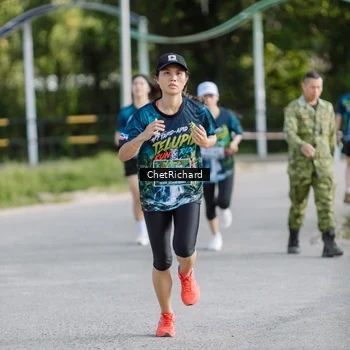 Runner Photo 8101197