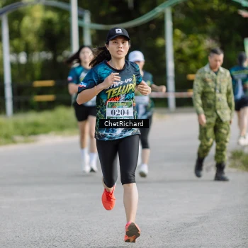 Runner Photo 8101199