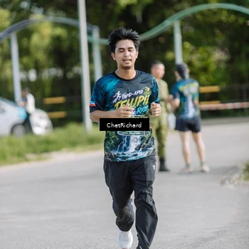 Runner Photo 8101211