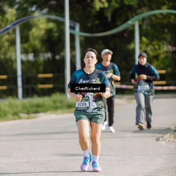 Runner Photo 8101228