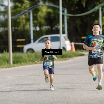 Runner Photo 8101243