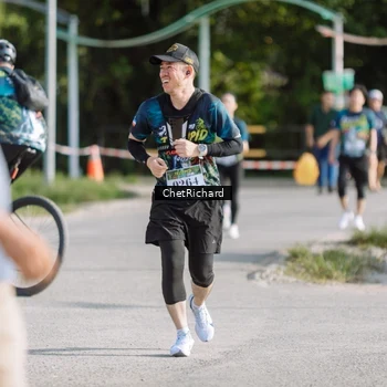 Runner Photo 8101252
