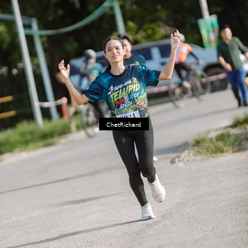 Runner Photo 8101259