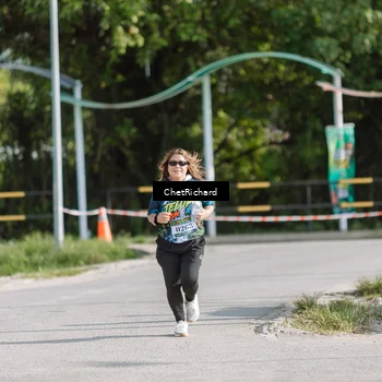 Runner Photo 8101271