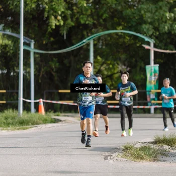 Runner Photo 8101298
