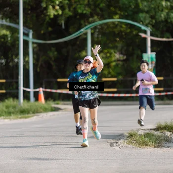 Runner Photo 8101302