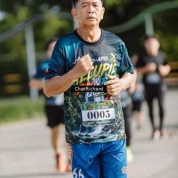 Runner Photo 8101303
