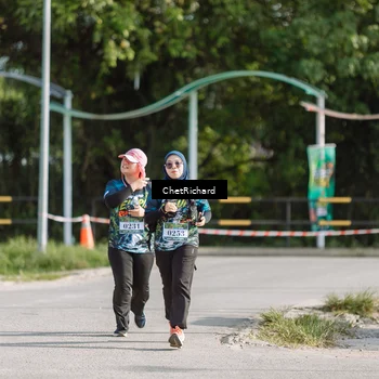 Runner Photo 8101308