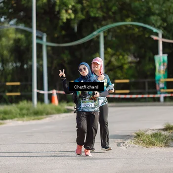 Runner Photo 8101309