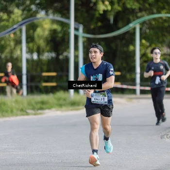 Runner Photo 8101335