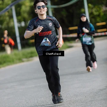 Runner Photo 8101337