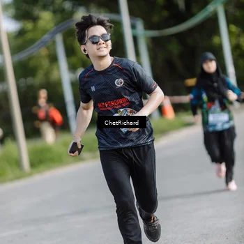 Runner Photo 8101339