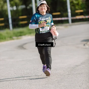 Runner Photo 8101364