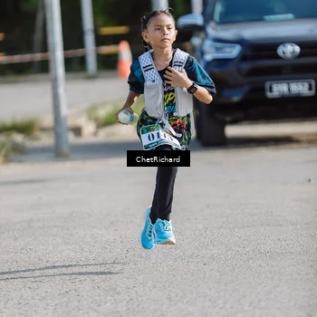 Runner Photo 8101391