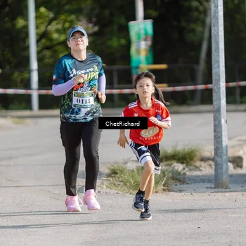 Runner Photo 8101392