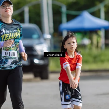 Runner Photo 8101398