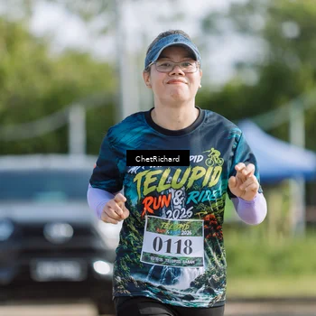 Runner Photo 8101399