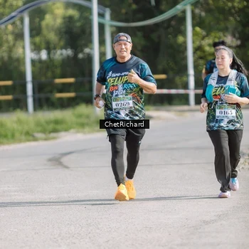 Runner Photo 8101447