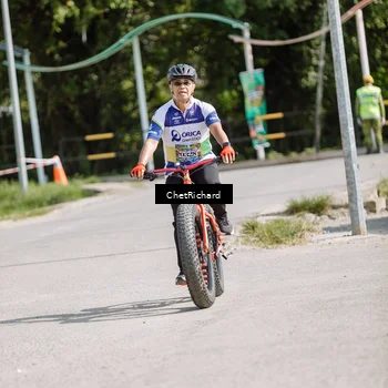 Runner Photo 8101876