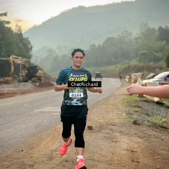 Runner Photo 8101902