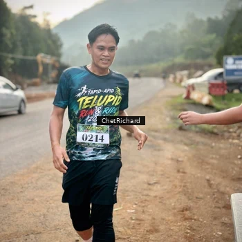 Runner Photo 8101903