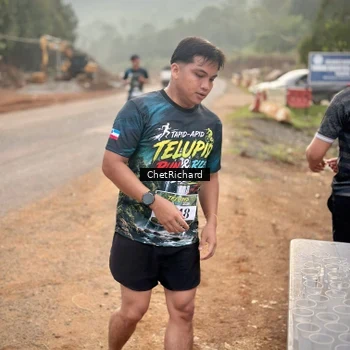 Runner Photo 8101904